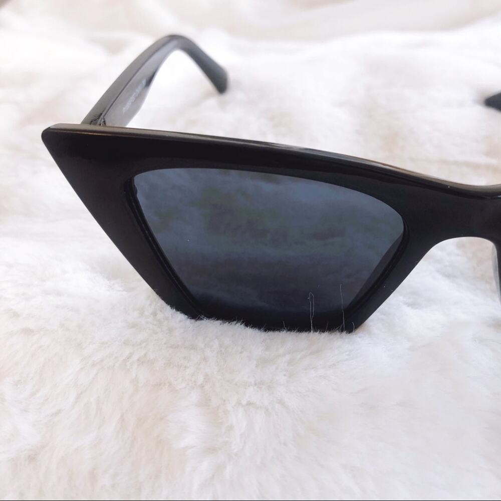 Kendra Black Full Rim Pointed Fashion Sunglasses - Picture 6 of 9